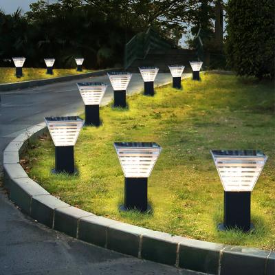 Lumière de porte solaire extérieure 5W lampe de pelouse carrée à énergie solaire Villa paysage pilier poste LED lumière de jardin solaire
