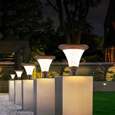 Prix ​​de gros rond capteur jardin poteau porte principale jardin étanche extérieur solaire led pilier lumière
