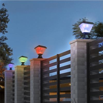 2022 paysage clôture étanche IP65 poteau extérieur éclairage jardin a mené la lumière solaire de pilier de porte
