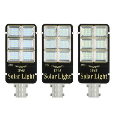 Réverbères solaires intégrés à l'usine All In One Lamp